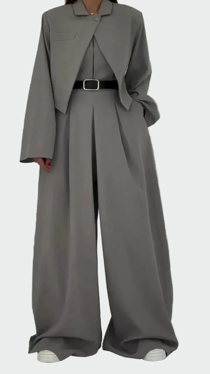 Conjunto de Bastié y Cárdigan de Estilo Elegante y Moderno