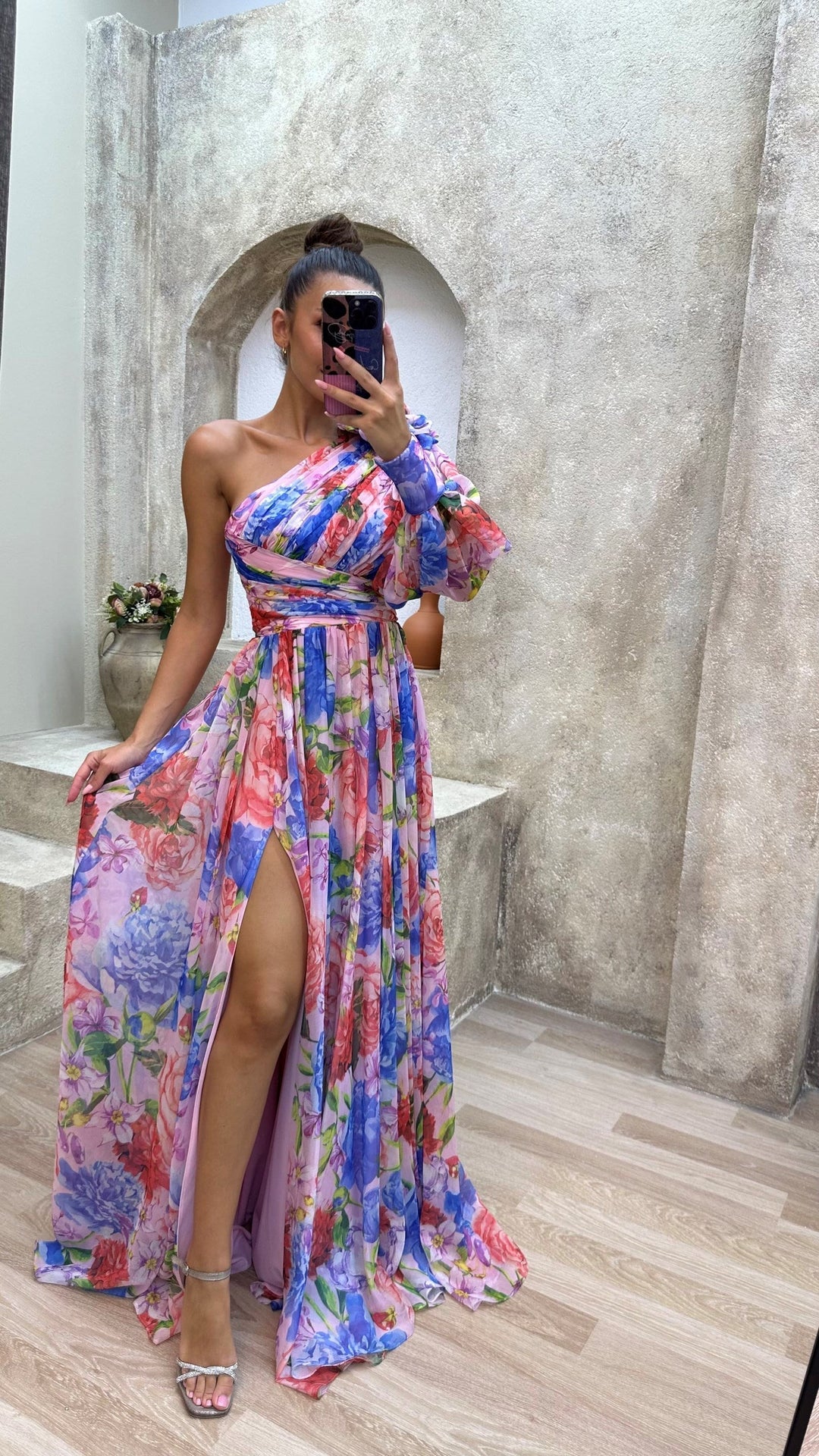 Whitney | Vestido Elegante y Fluyente de Hombro para Eventos de Verano