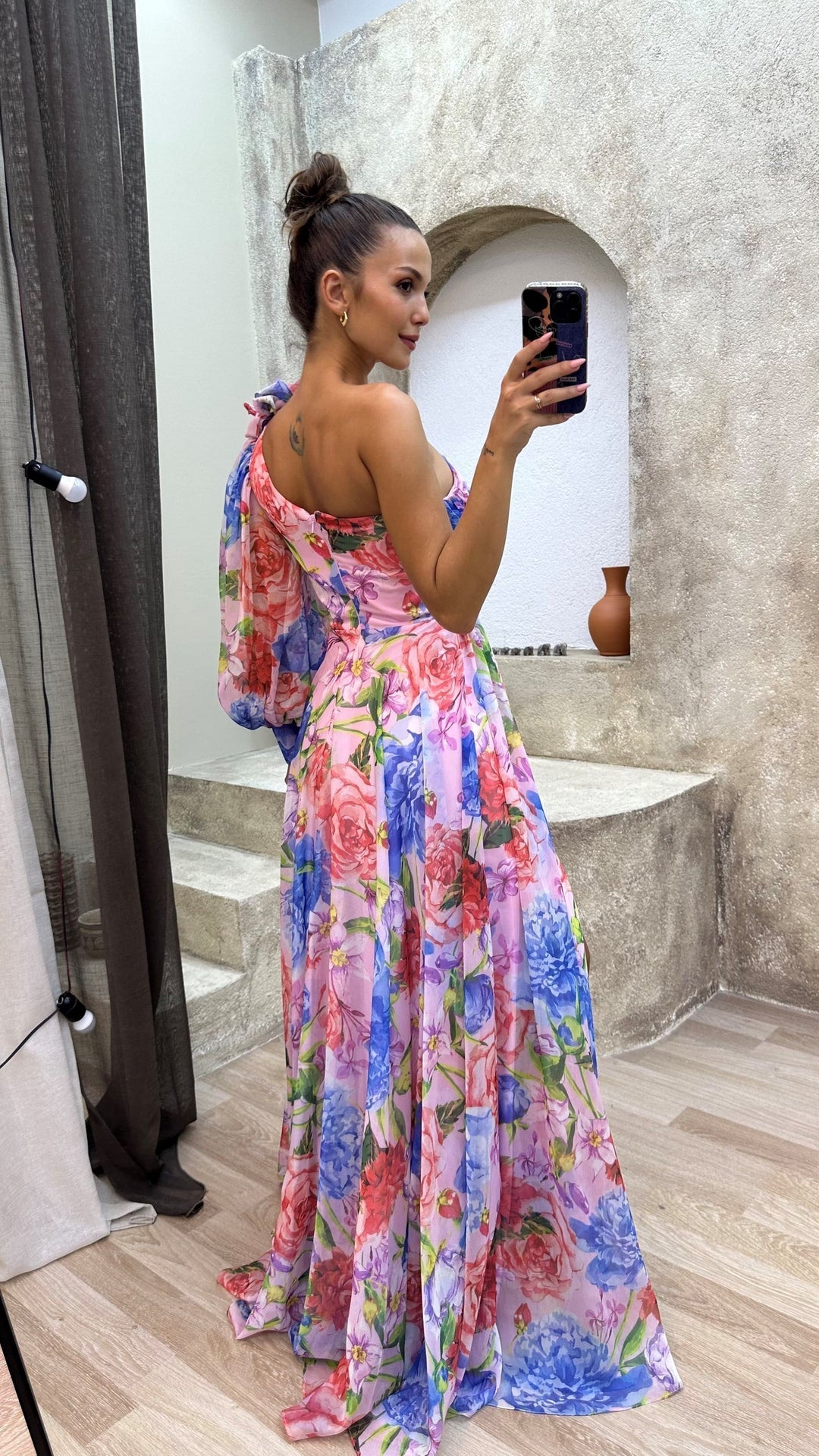 Whitney | Vestido Elegante y Fluyente de Hombro para Eventos de Verano