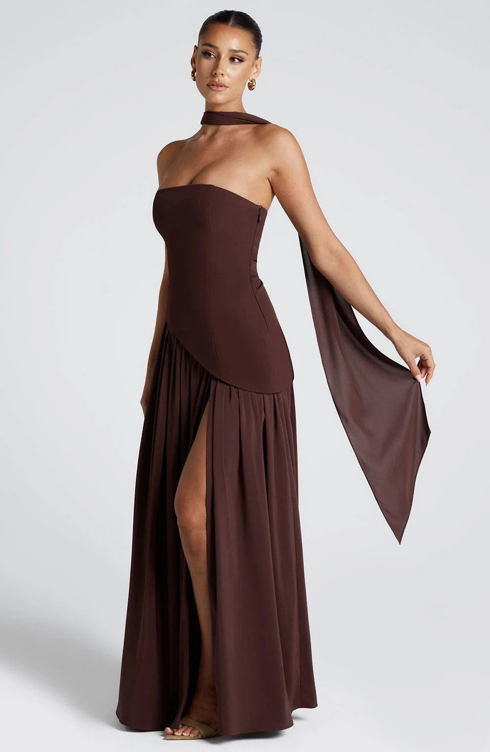 Beatriz | Vestido Largo con Corte Sofisticado