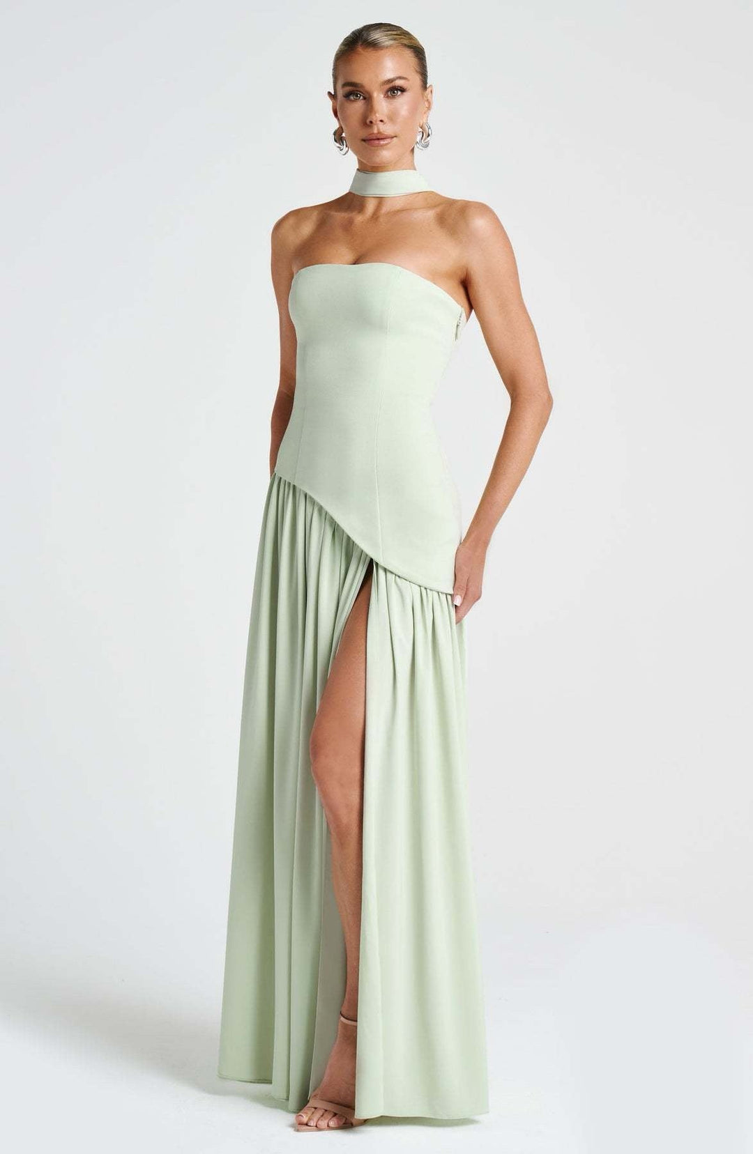 Beatriz | Vestido Largo con Corte Sofisticado