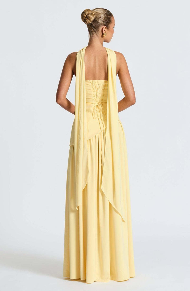 Beatriz | Vestido Largo con Corte Sofisticado