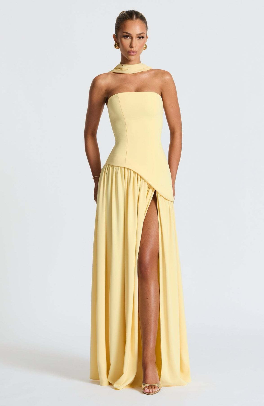 Beatriz | Vestido Largo con Corte Sofisticado