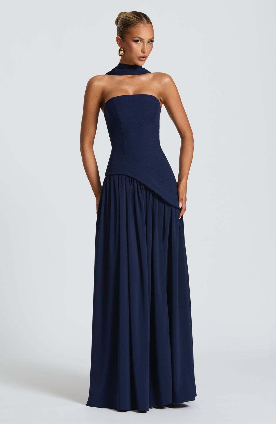 Beatriz | Vestido Largo con Corte Sofisticado