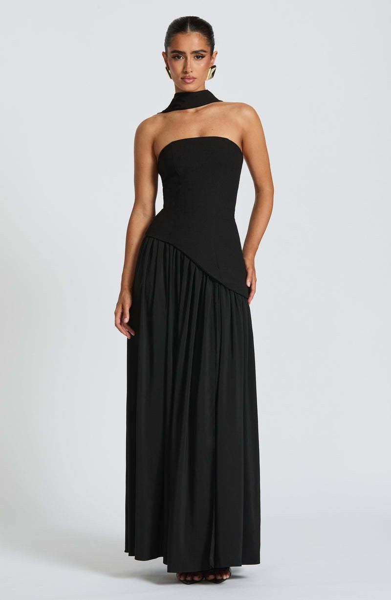Beatriz | Vestido Largo con Corte Sofisticado