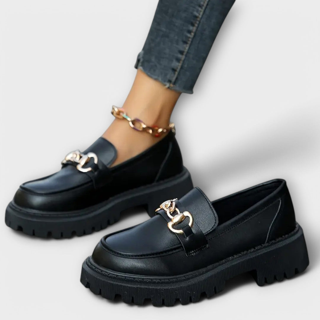 Zapatos femeninos de cuña estilo bruja