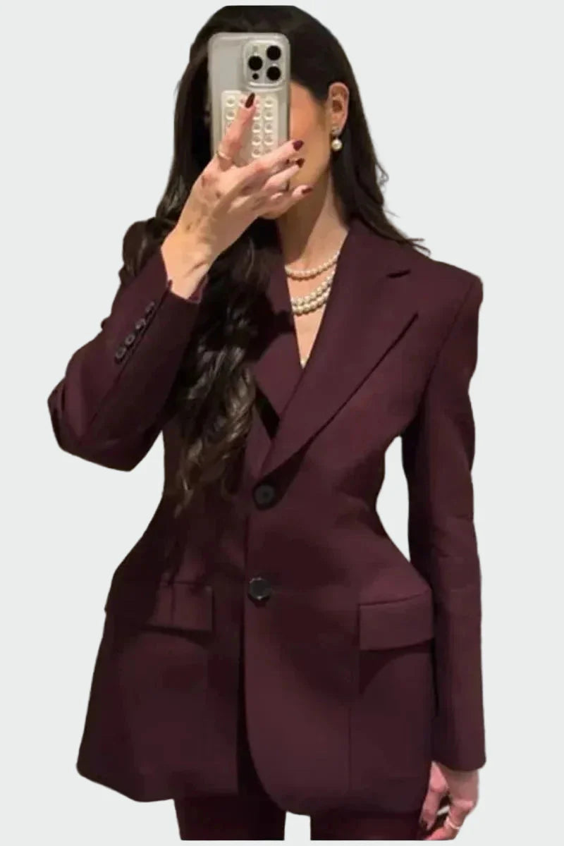 Chaqueta con Línea Imponente y Botones