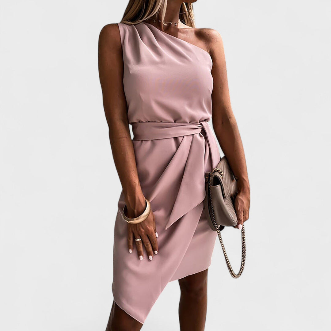 Maria João | Vestido De Un Hombro Con Cinturón