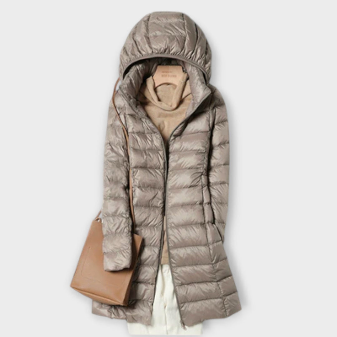 Annika - Chaqueta ultraligera e impermeable con plumas
