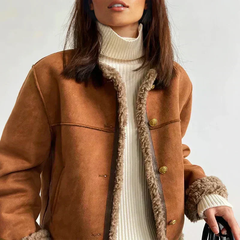 Regina | Chaqueta con botones y forro de pelo cálido