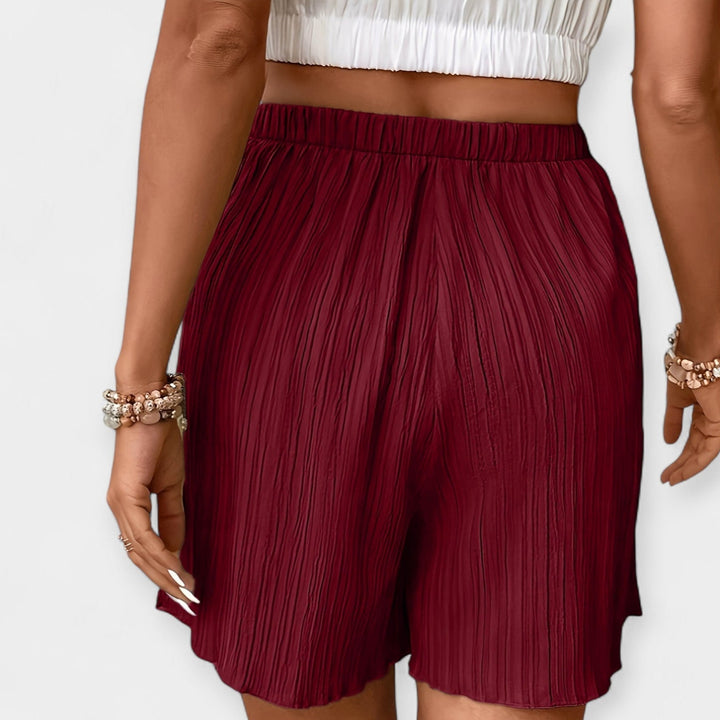 Moj Shorts con Pliegues