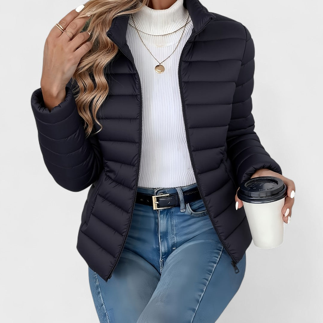 Philipa | Elegante chaqueta larga con cuello alto