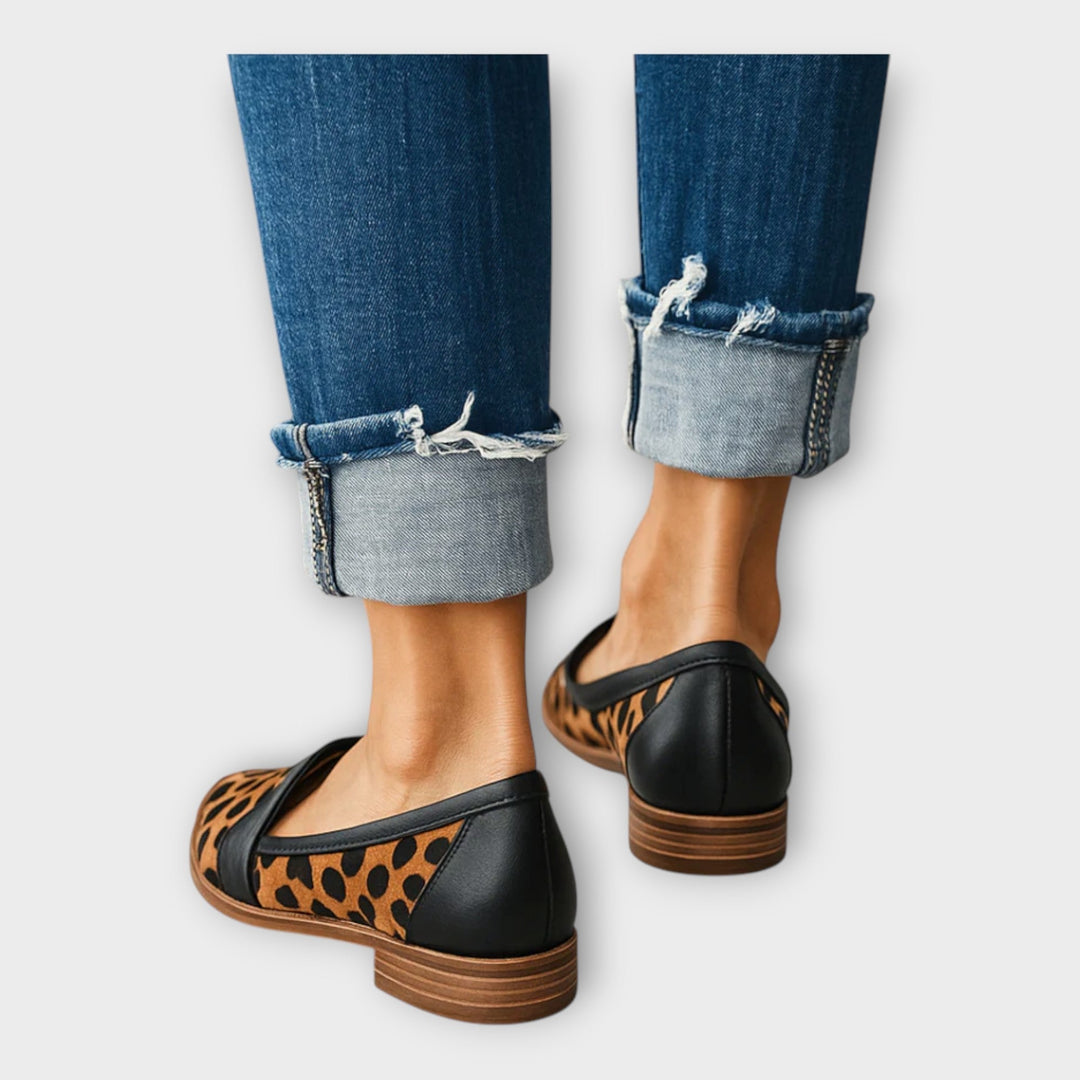 Mocasines elegantes con diseño moderno
