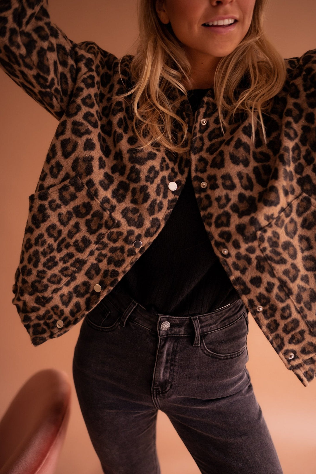 Eliara |  Chaqueta con estampado de leopardo