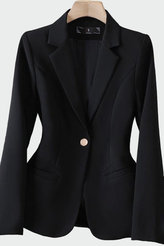Chaqueta de línea moderna y elegante