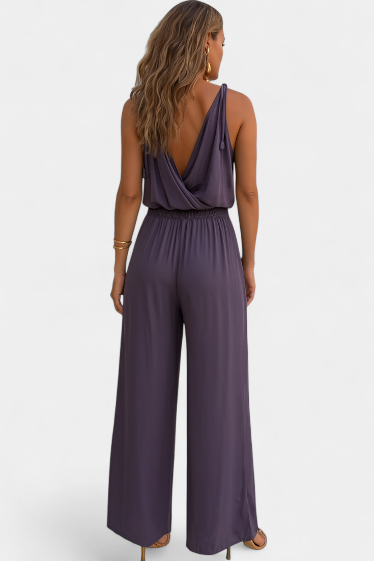 Lorena | Vestido Mono con Detalles Dorados y Ranura en la Pierna